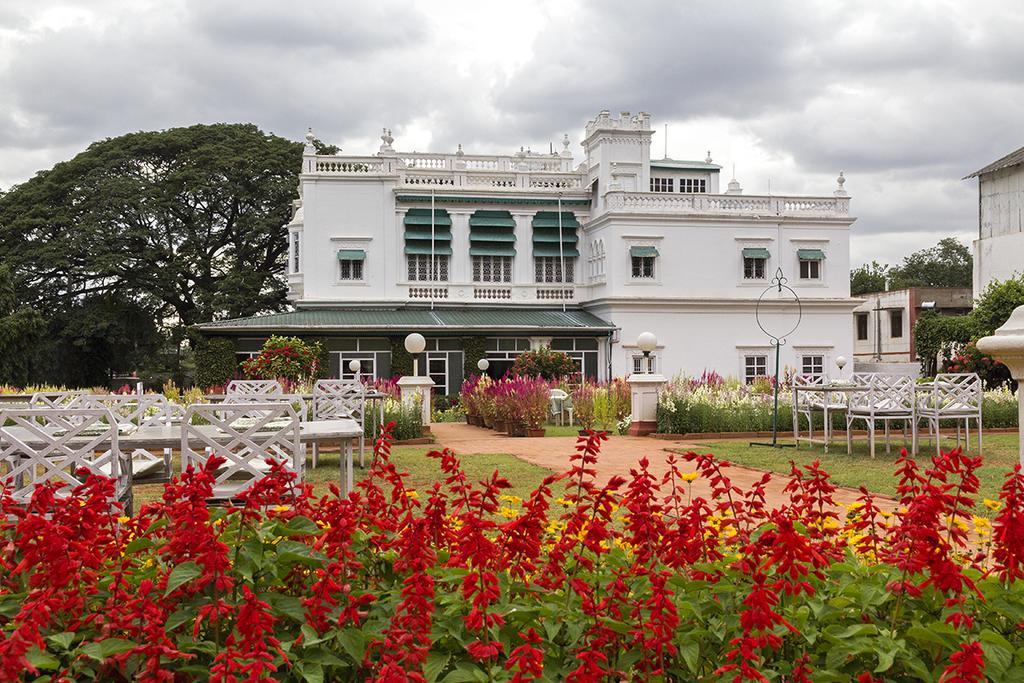 The Green Hotel Mysore Bagian luar foto